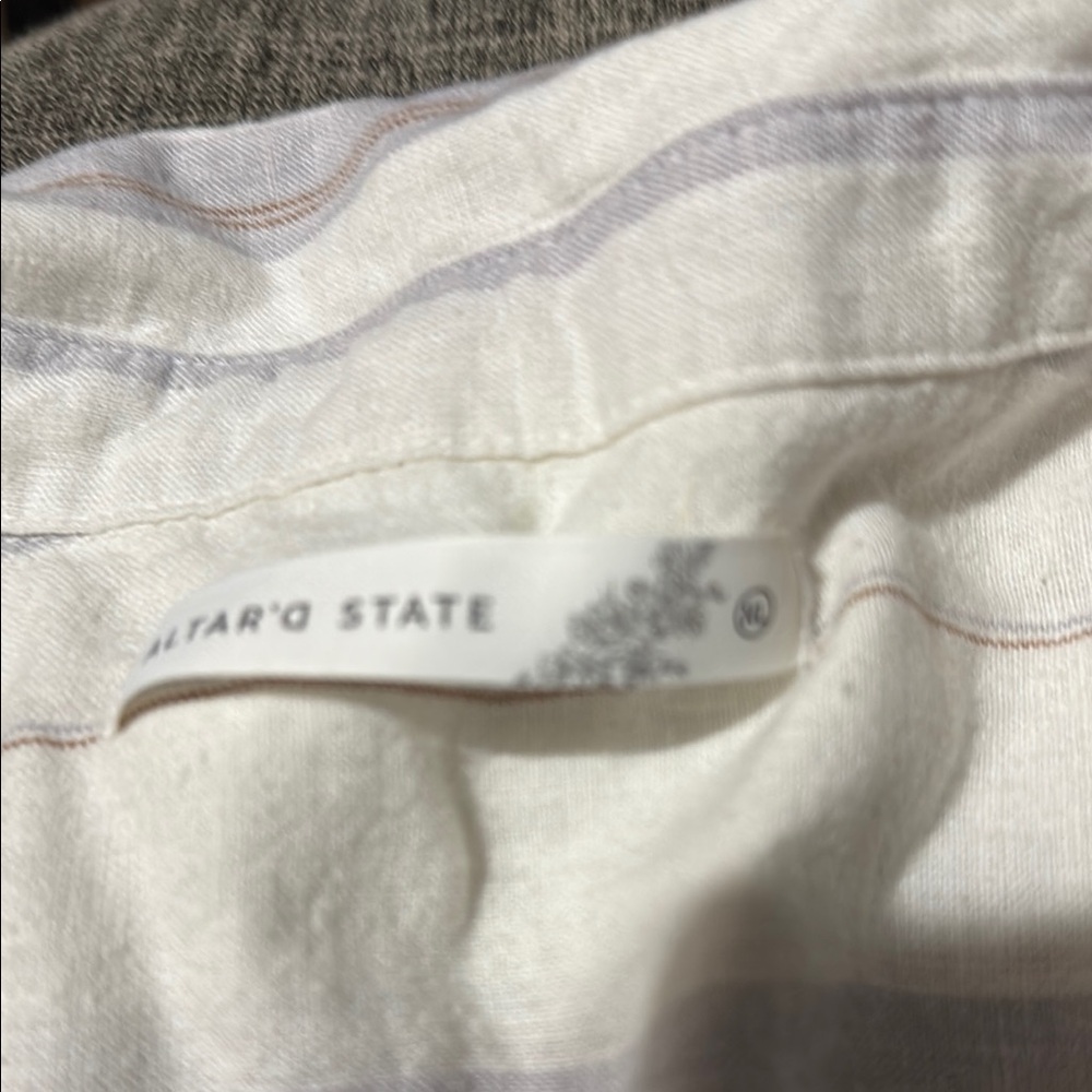 Altar’d States White and Purple Casual Button Down Shirt - Picture 4 of 7